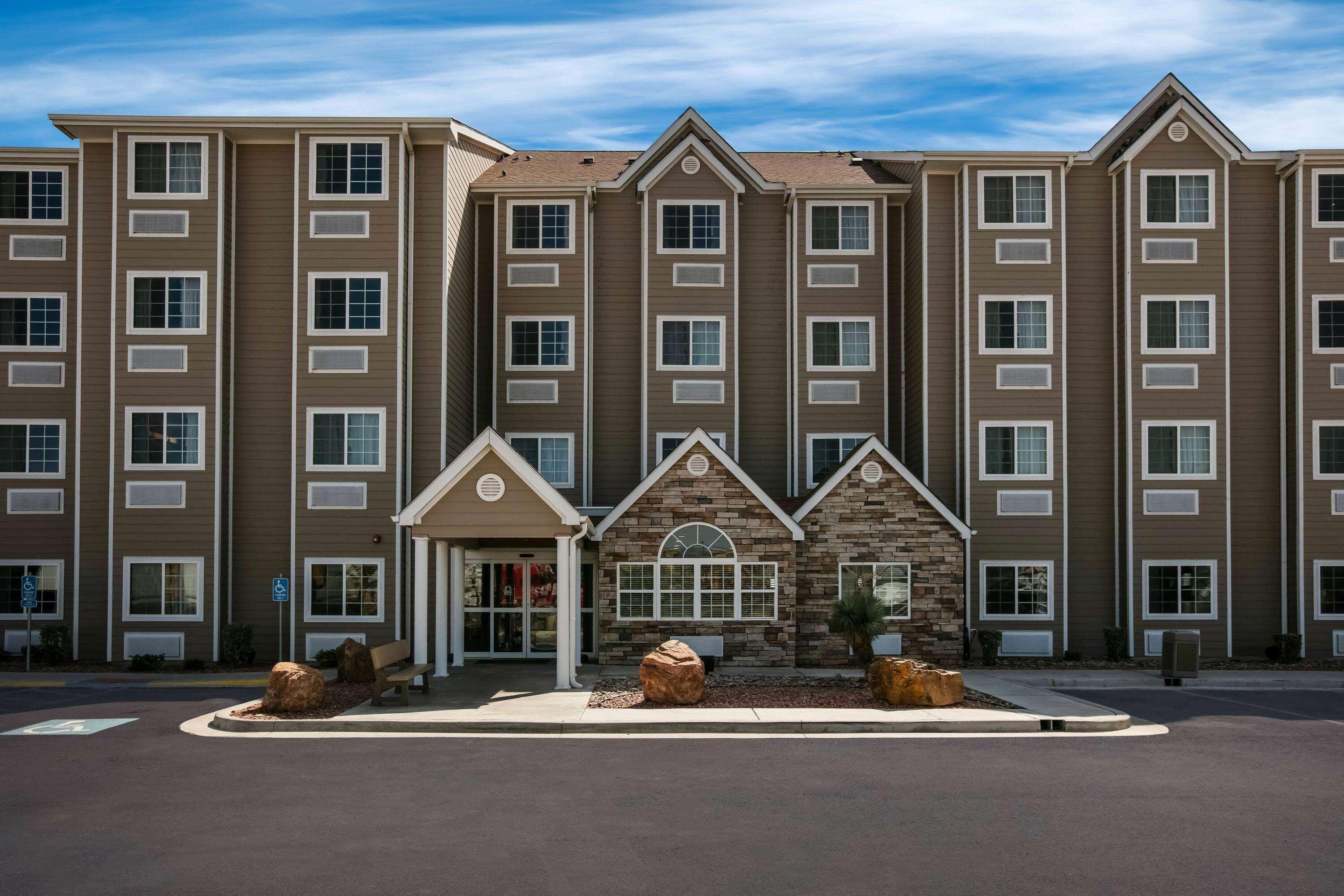 Microtel Inn And Suites Pecos Exterior photo